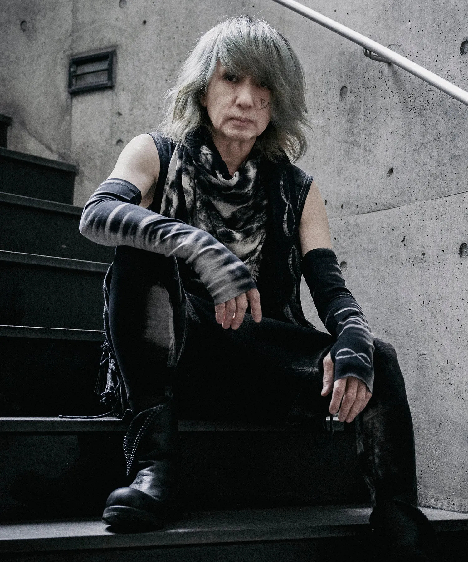 1229-HSSii01 HSSii ∞ KMRii Collaboration Special Set