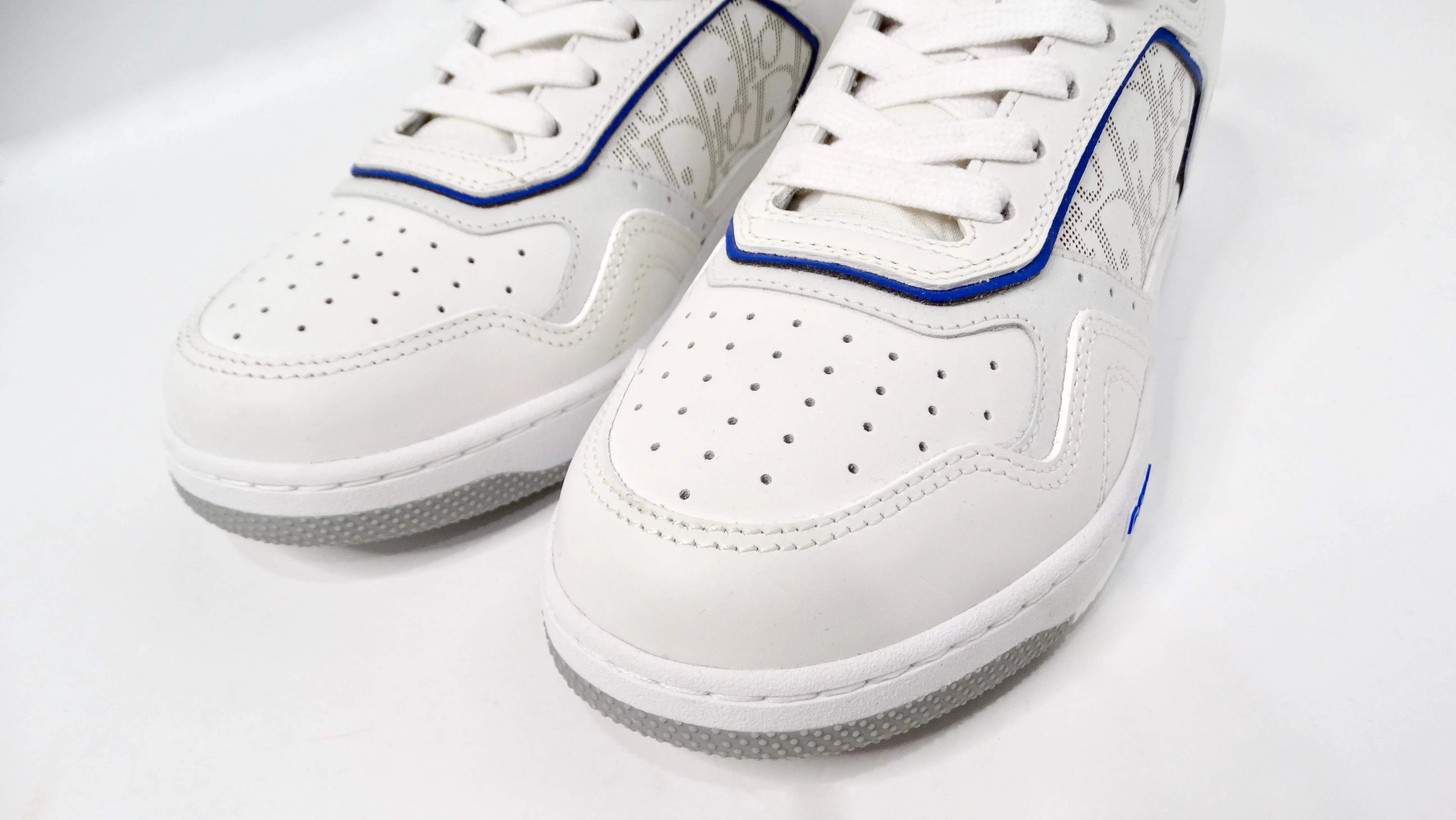 Christian Dior B27 Low White & Blue Oblique Galaxy Calfskin Leather Sneakers