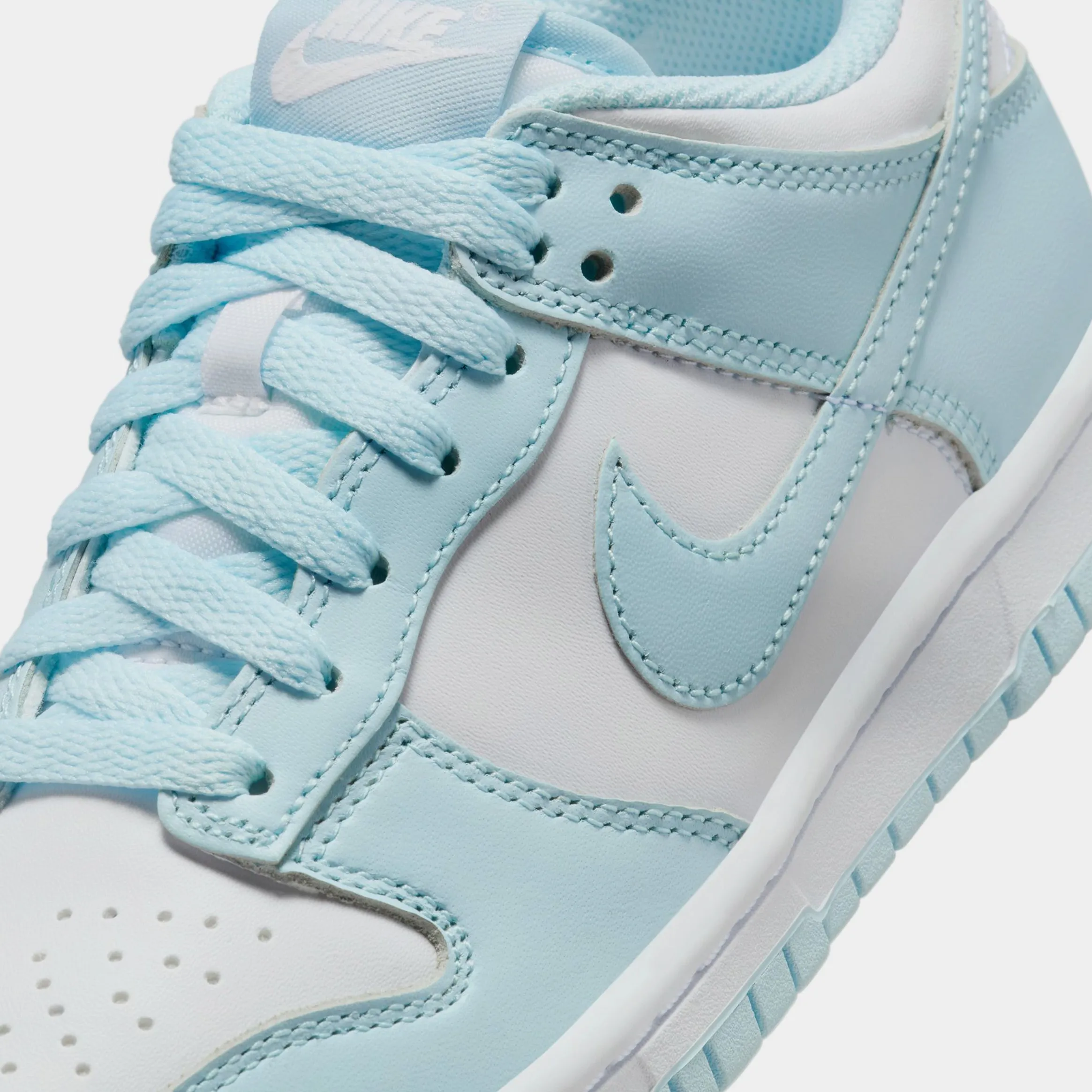 Dunk Low Grade School Lifestyle Shoes (White/Glacier Blue)