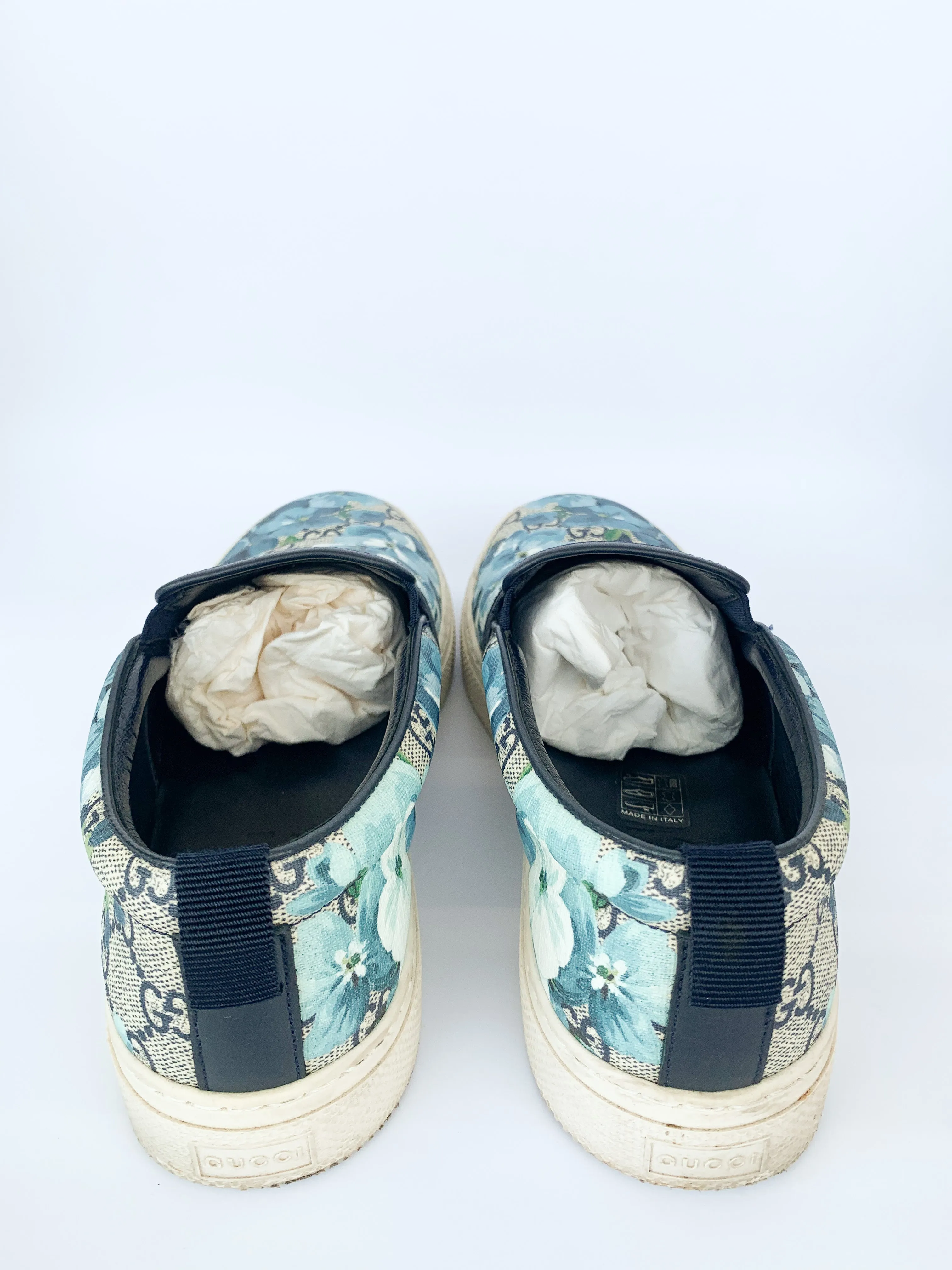 <b>GUCCI</B> <BR>Supreme Slip Ons 39