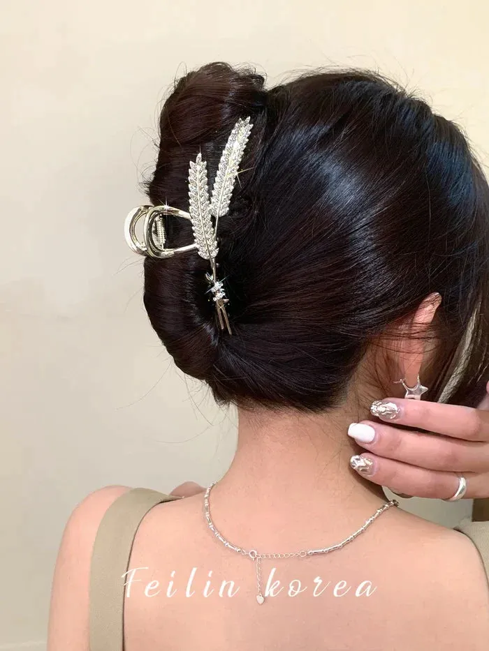 Premium feeling wheat hair accessories