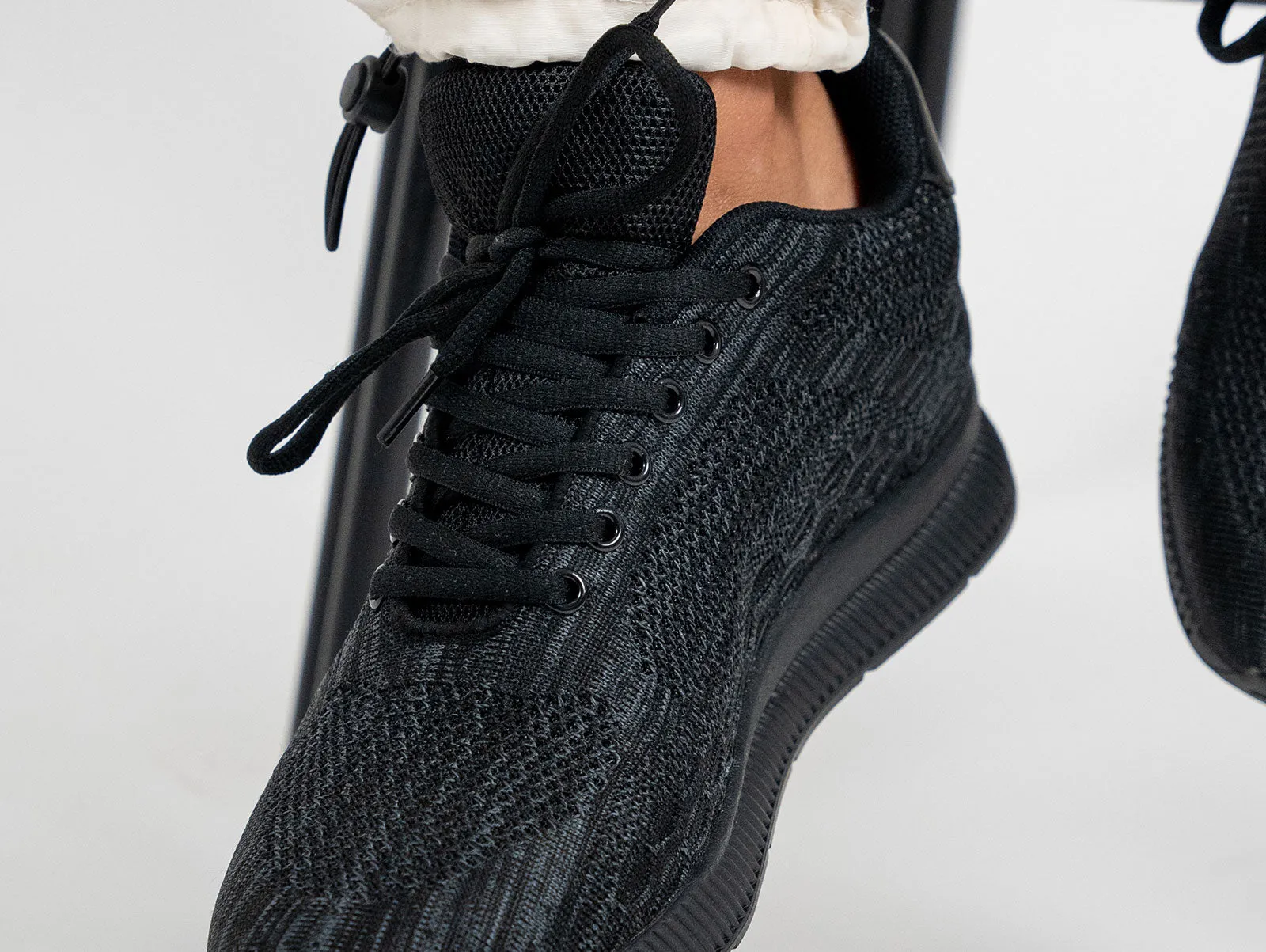 Stealth Runners (No Branding)